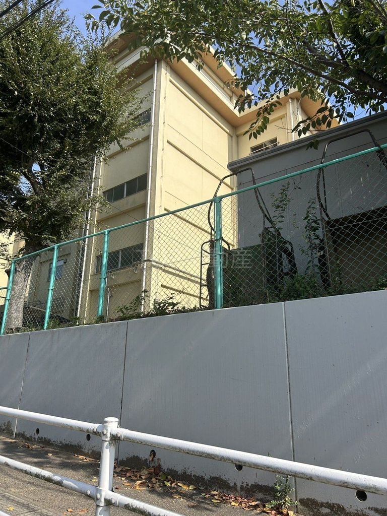 中学校　千葉市立蘇我中学校（中学校）まで4380m