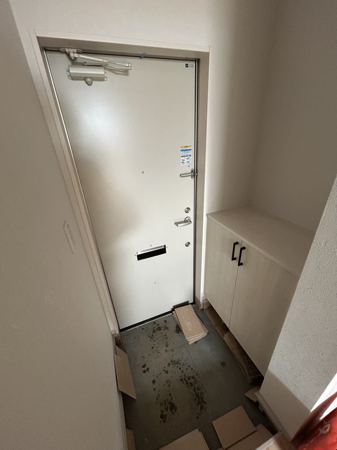 玄関　※１０１号室写真（完成前）
