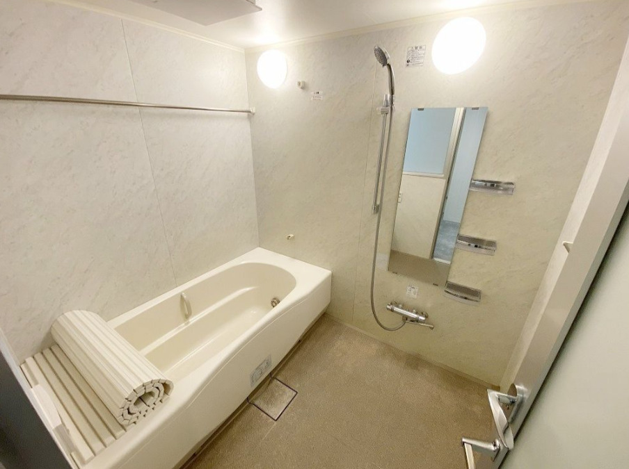 バス・シャワールーム　別部屋参考写真