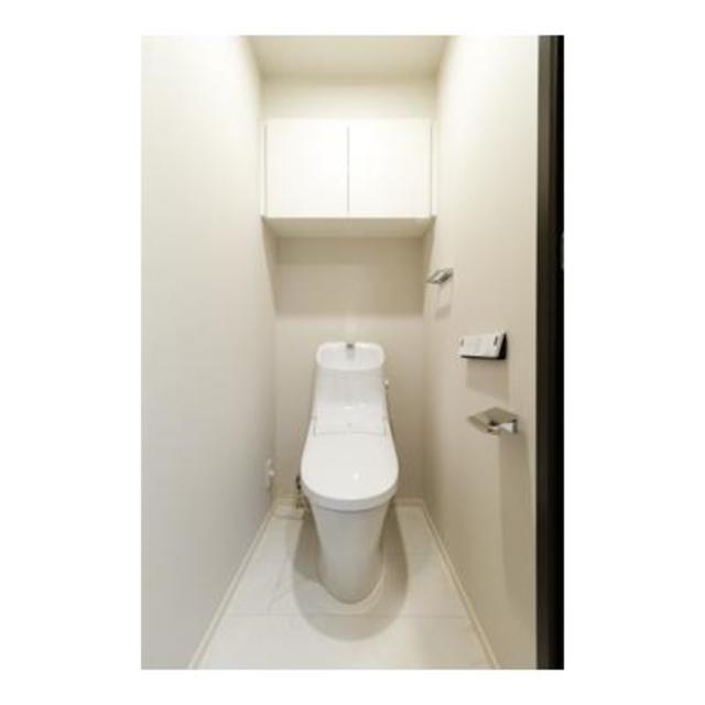 トイレ　※写真は同タイプ住戸です。