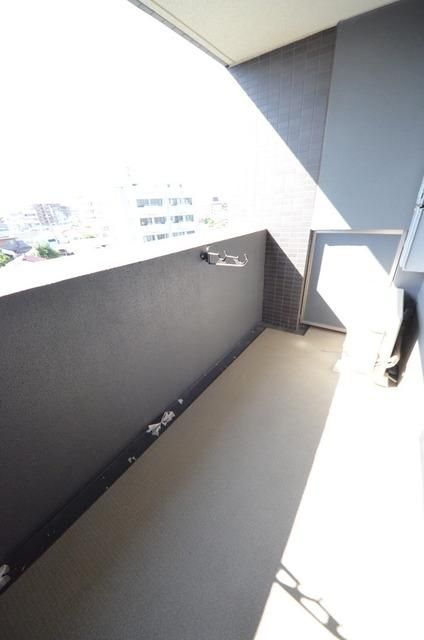 バルコニー　☆お布団もらくらく干せます☆