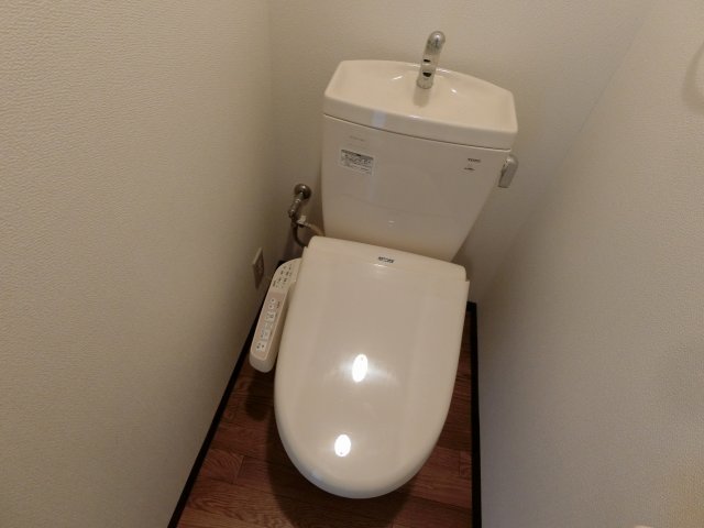 トイレ　同間取別号室