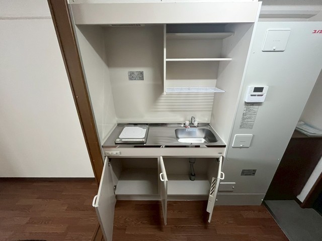 キッチン　※他部屋の写真です。現況優先。