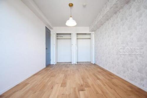 その他部屋・スペース　洋室6.9畳（購入時広告掲載写真）