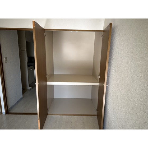 収納　上下に分かれた収納です。