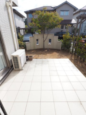 庭　陽当たりが良いテラスがあります