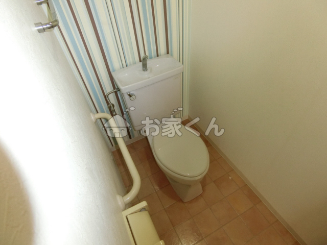 トイレ　トイレ(写真は別のお部屋です)