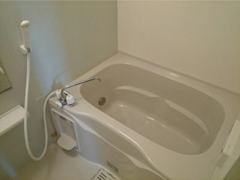 バス・シャワールーム　図面と現状に相違がある場合には現状を優先