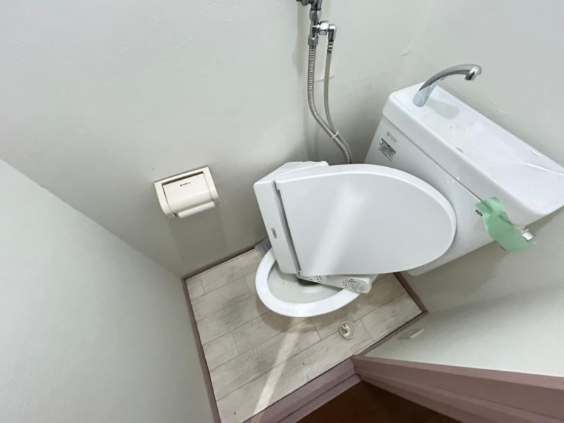 トイレ　トイレ