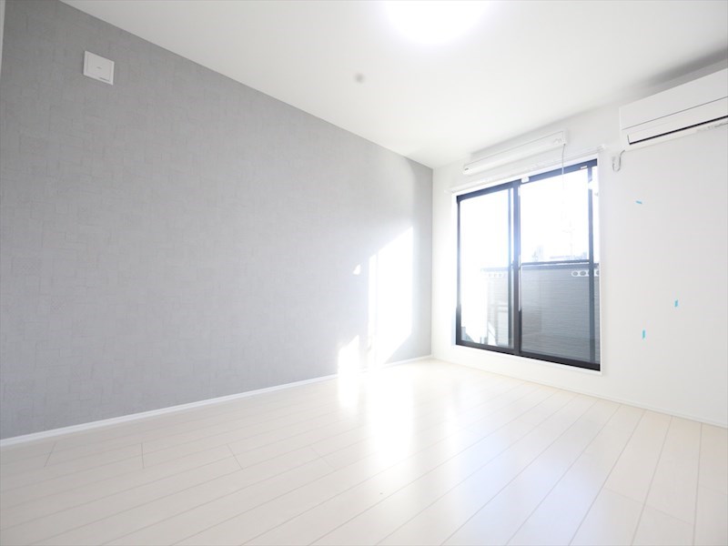 バルコニー　ＬＤＫ11.6帖　エアコン完備　南面バルコニー