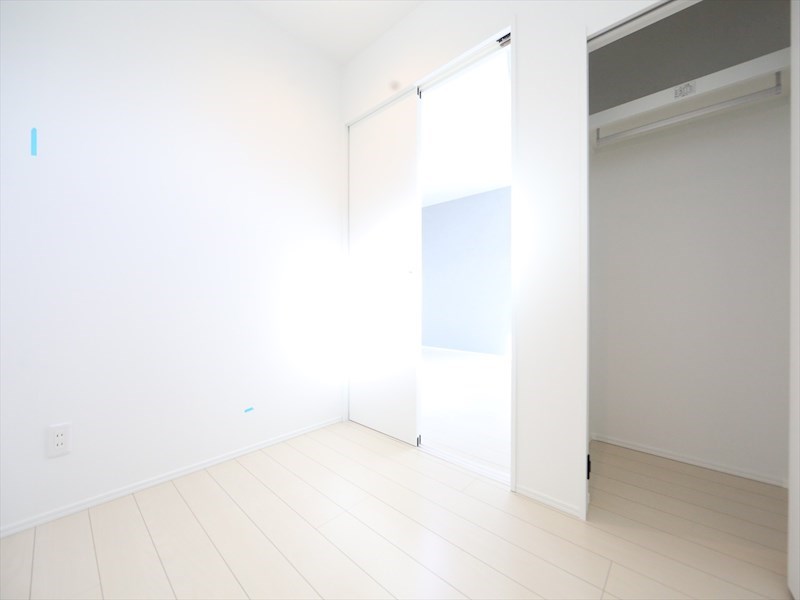 その他部屋・スペース　洋室3.2帖　クローゼット付（収納充実してます）