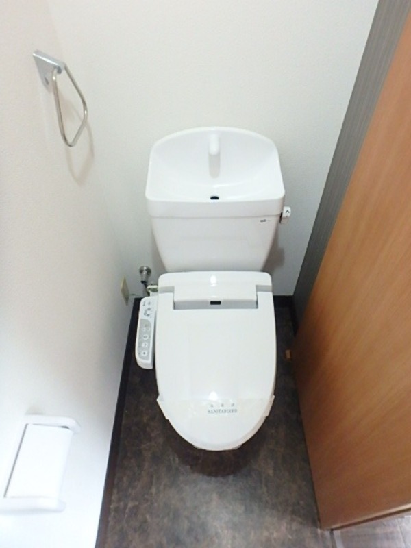 トイレ　図面と現状に相違がある場合には現状を優先