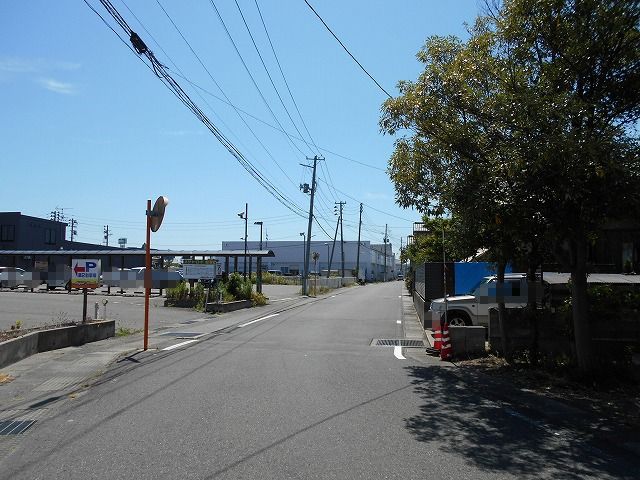 その他　前面道路（その他）まで0m