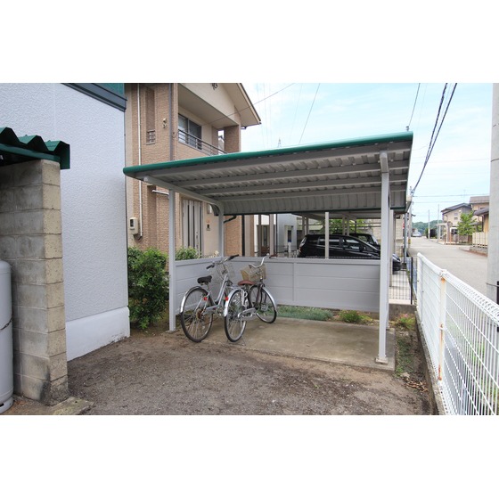その他　屋根付駐輪場