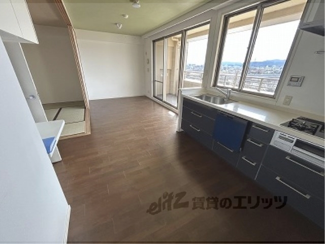 居室・リビング　洋室