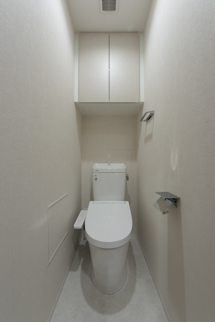 トイレ　※写真は同タイプ住戸です。