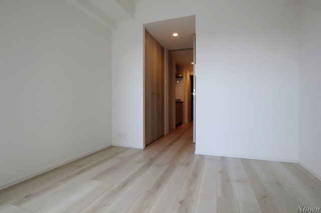 居室・リビング　こちらの居間で趣味の時間をお楽しみください