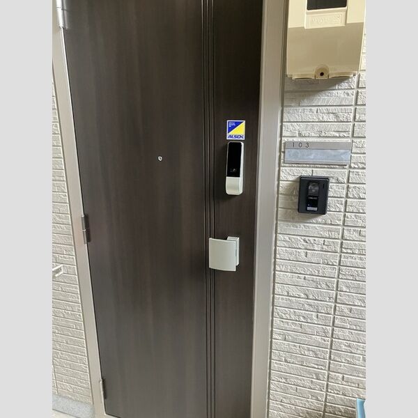 玄関　玄関(ICカードキー)