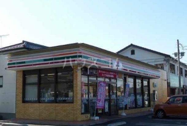 コンビニ　セブンイレブン 上三川日産前店（コンビニ）まで399m