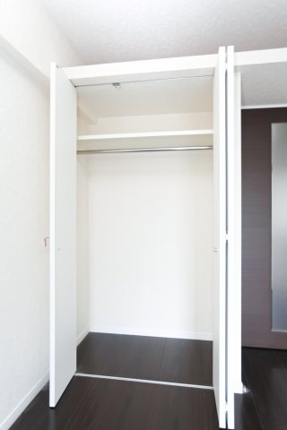 収納　別号室のものです。現状優先になります。