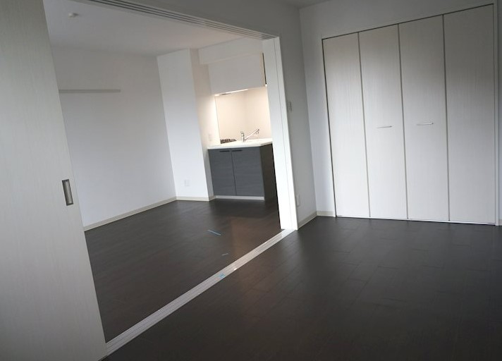 居室・リビング　別部屋参照・現状優先