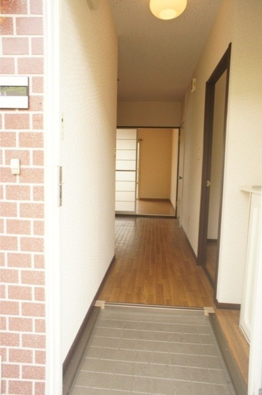 玄関　図面と現状に相違がある場合には現状を優先