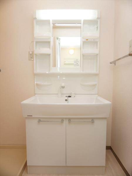 洗面設備　洗面所