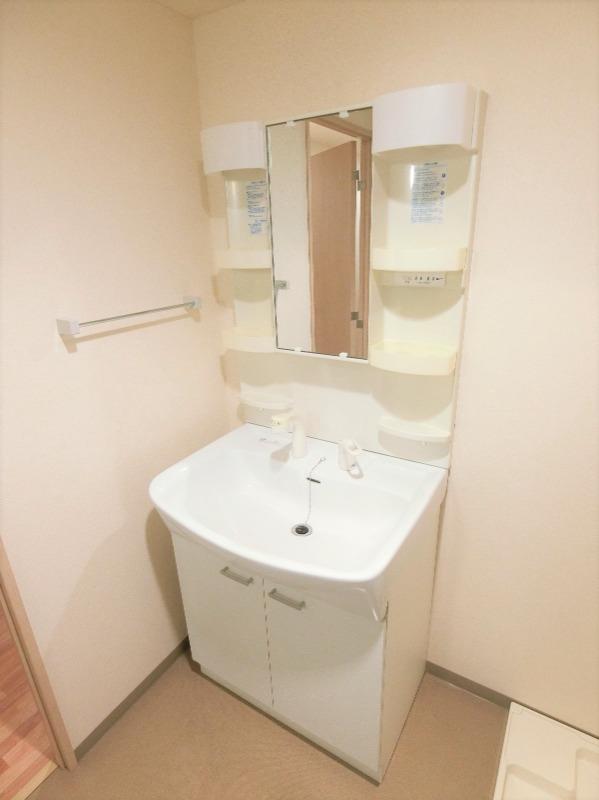 洗面設備　※同シリーズ物件モデルルームの写真です