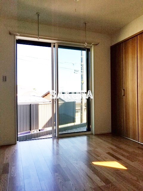 居室・リビング　開放感のあるゆったりとしたお部屋です♪