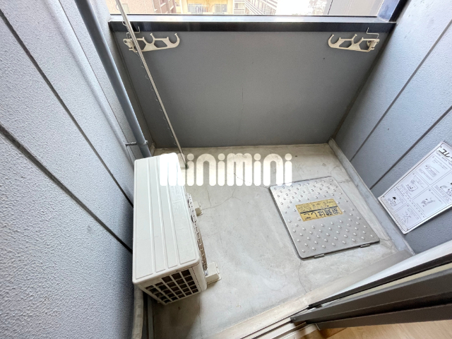 バルコニー　奥行きのあるバルコニーです