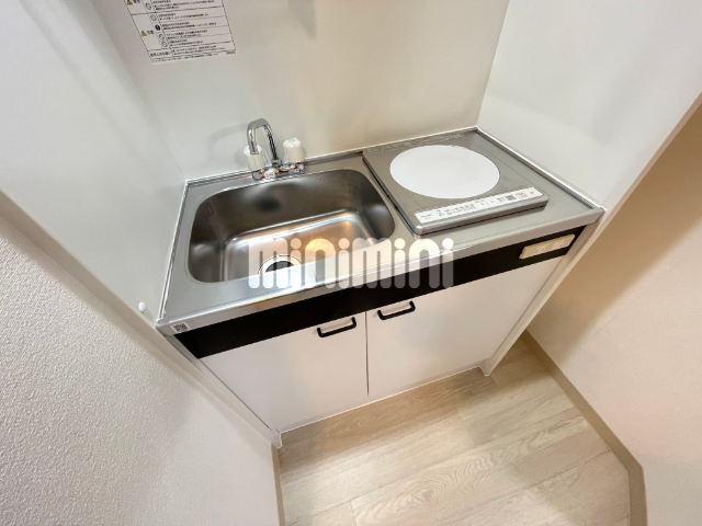 キッチン　コンパクトにまとまったキッチンです