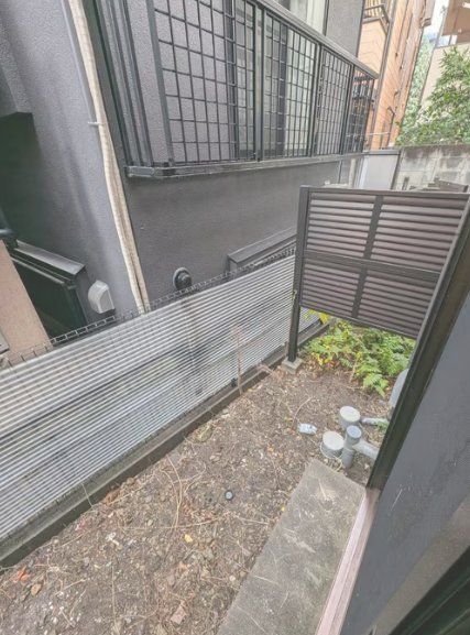 バルコニー　庭