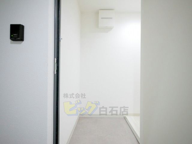 玄関　広々とした玄関です♪