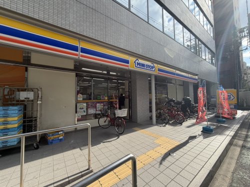 コンビニ　ミニストップ　青葉堂浪速元町店（コンビニ）まで239m
