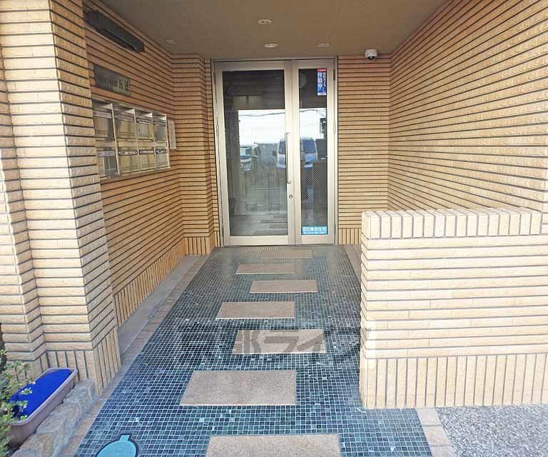 その他共有部分　建物入り口です。