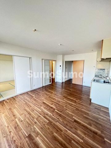 居室・リビング　居間です