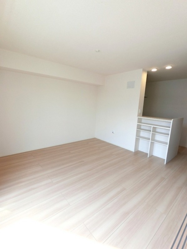 居室・リビング　図面と現状に相違がある場合には現状を優先