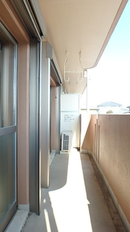 バルコニー　図面と現状に相違がある場合には現状を優先