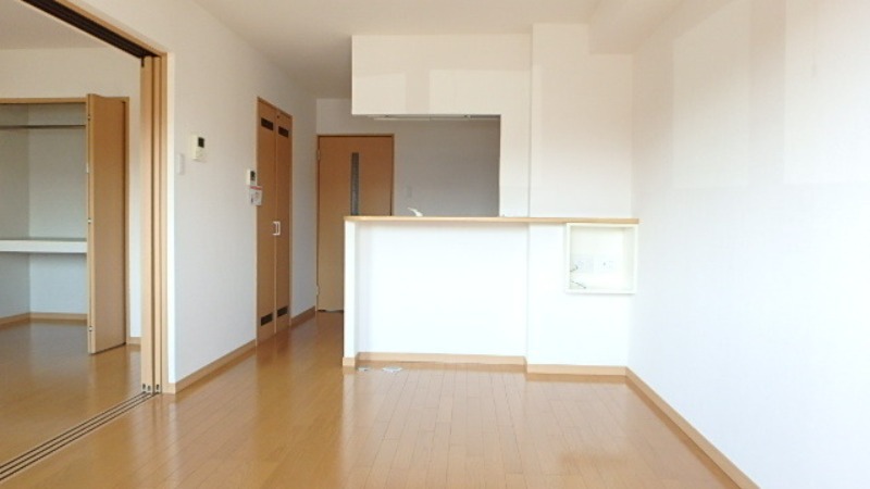 居室・リビング　図面と現状に相違がある場合には現状を優先