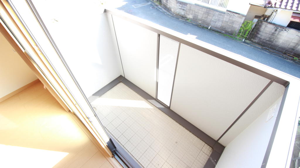 バルコニー　南向きで陽当たり◎