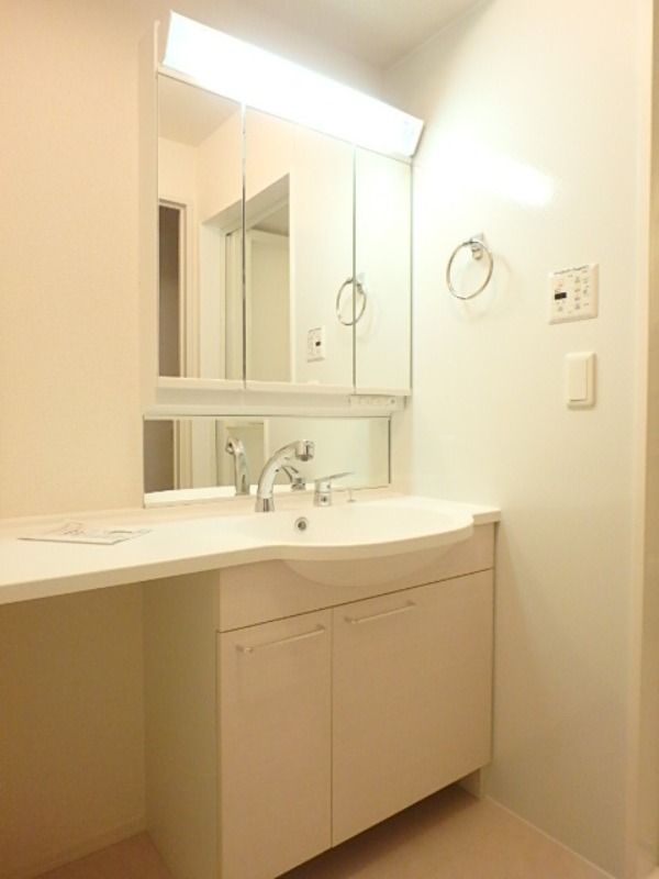 洗面設備　図面と現状に相違がある場合には現状を優先