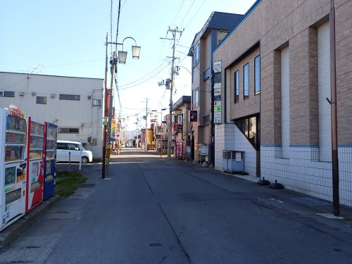 飲食店　よされ横丁（飲食店）まで581m