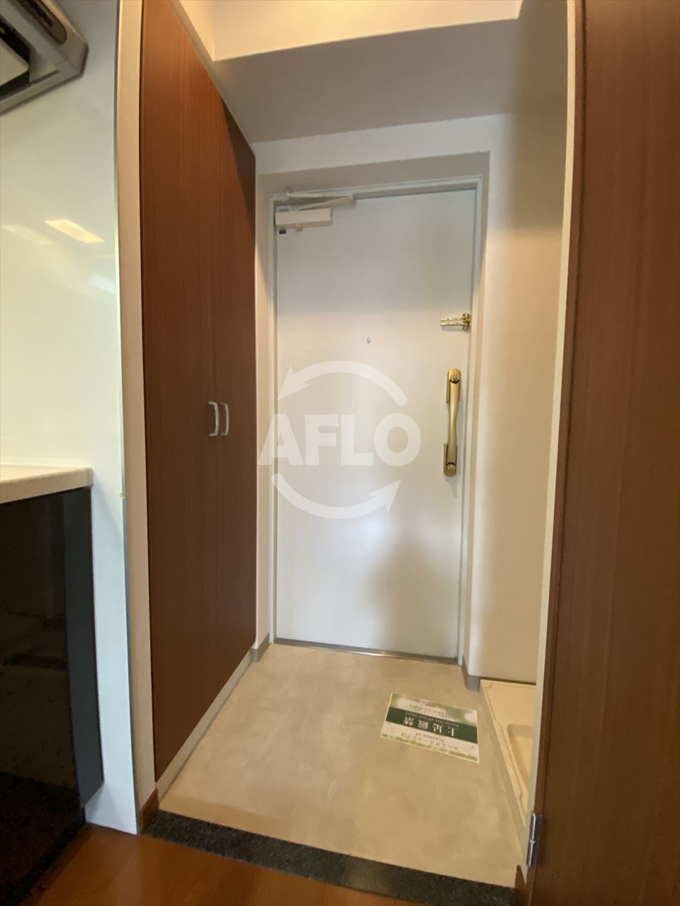 玄関　ドルチェヴィータ北浜　玄関