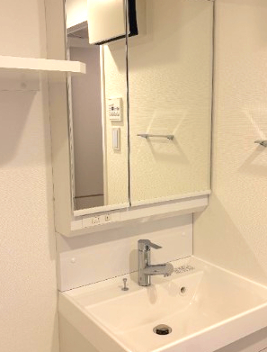 洗面設備　同仕様