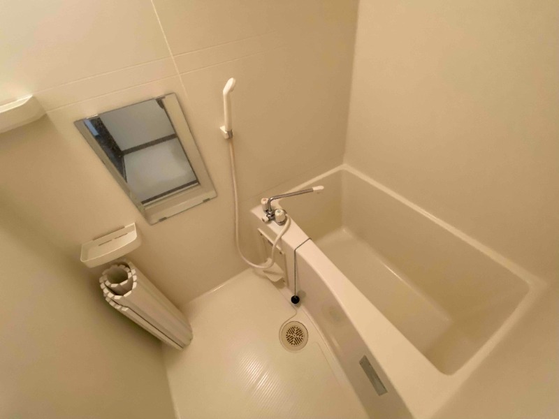 バス・シャワールーム　別号室イメージ