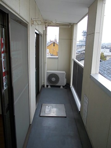 バルコニー　バルコニー