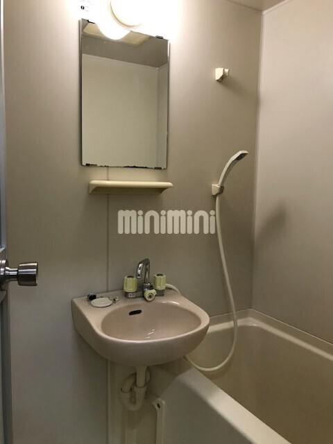 洗面設備　※他のお部屋のお写真です。