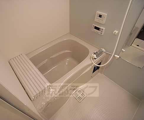 バス・シャワールーム　同系写真です。