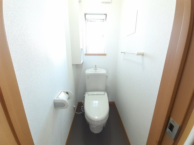 トイレ　同型タイプ