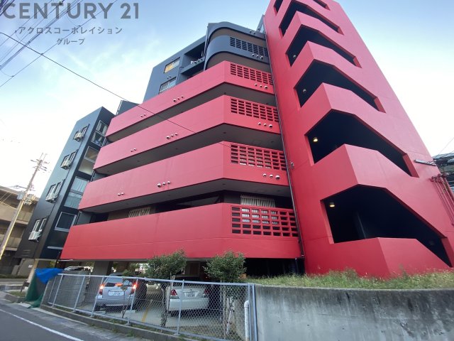 建物外観　モニター付きインターホン完備で安心☆エレベータ付きで便利☆